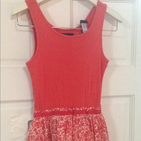 Red floral dress - Picture 4 of 4